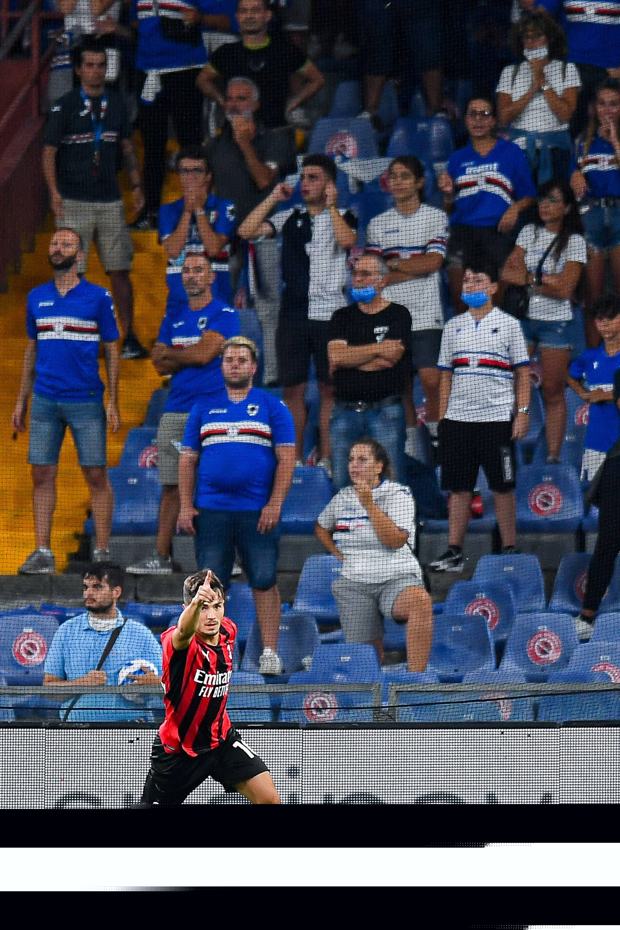 体育巴萨公布新赛季球衣 梅西领衔拍摄写真