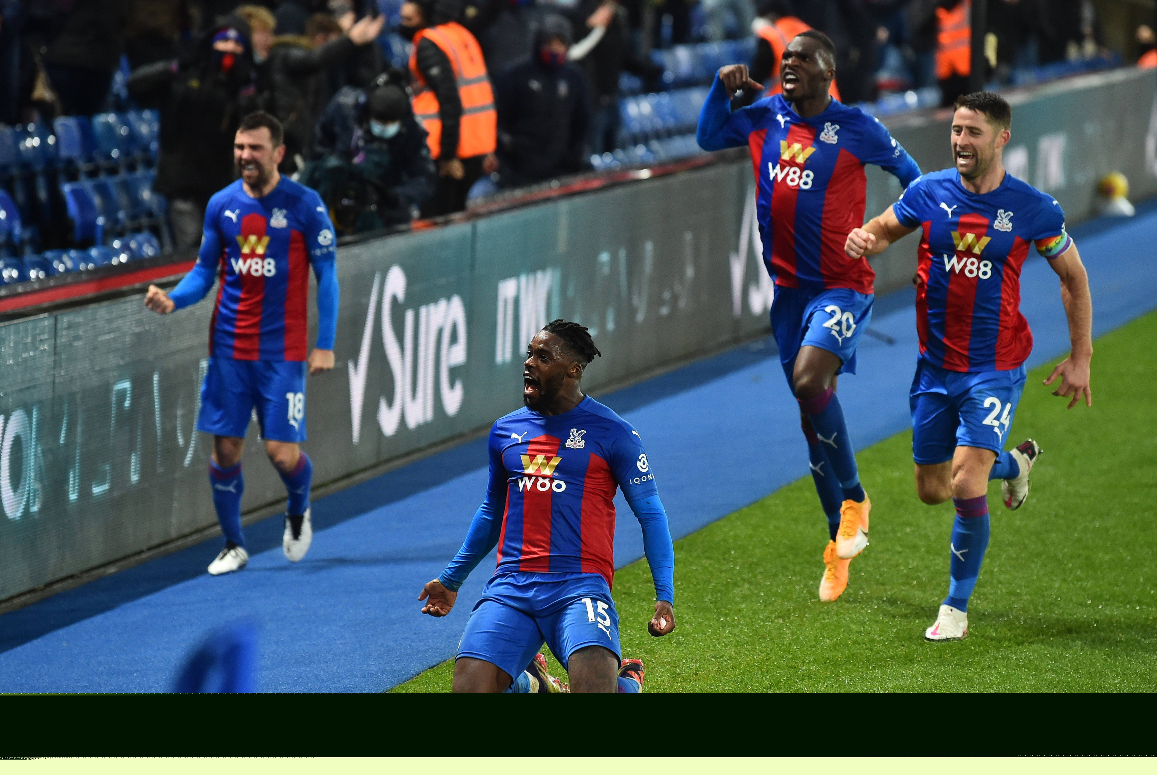 最后一个项目惊险摘金 美国重登全场总冠军